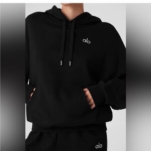 Alo yoga accolade hoodie